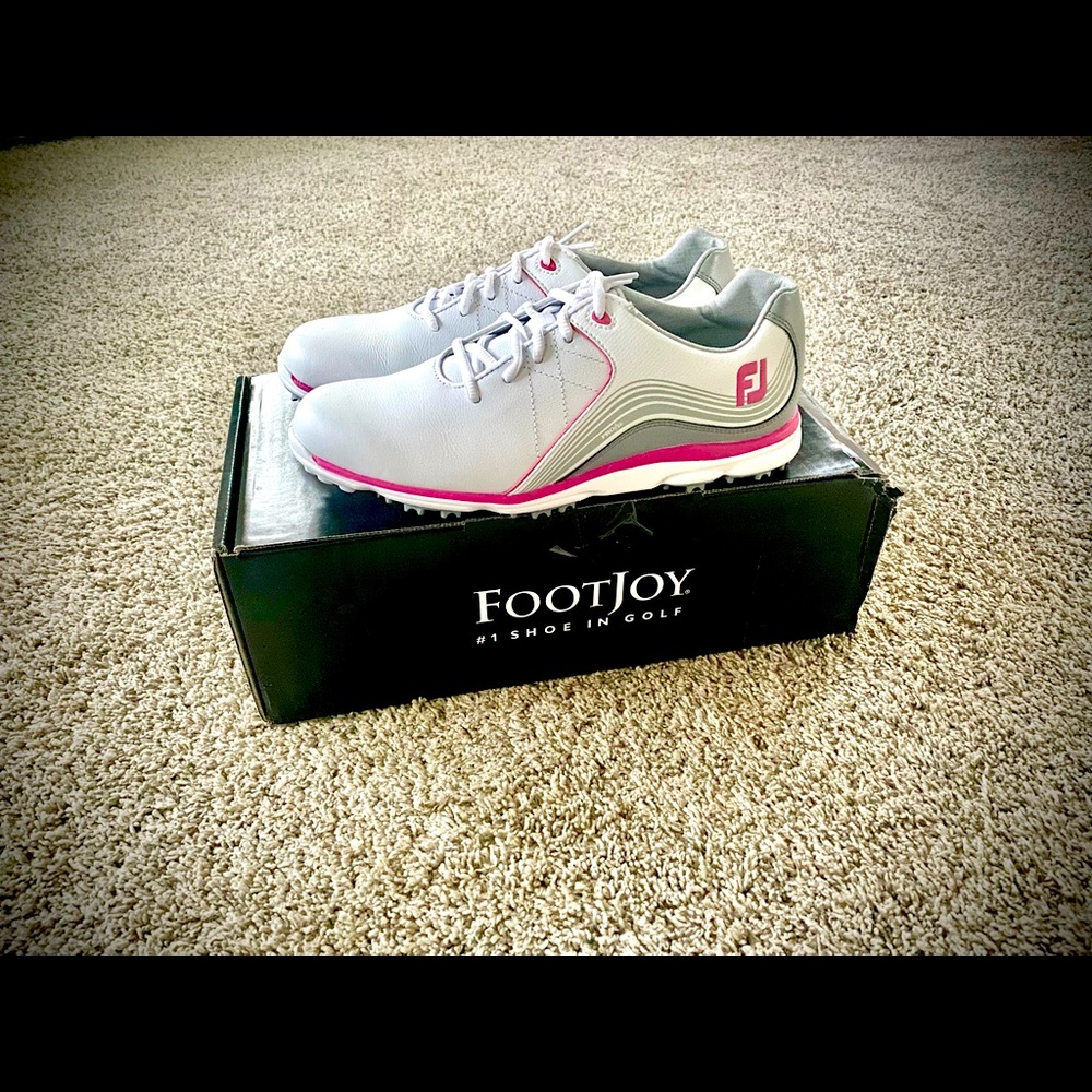 FootJoy Ladies Pro Spikeless Golf Shoe